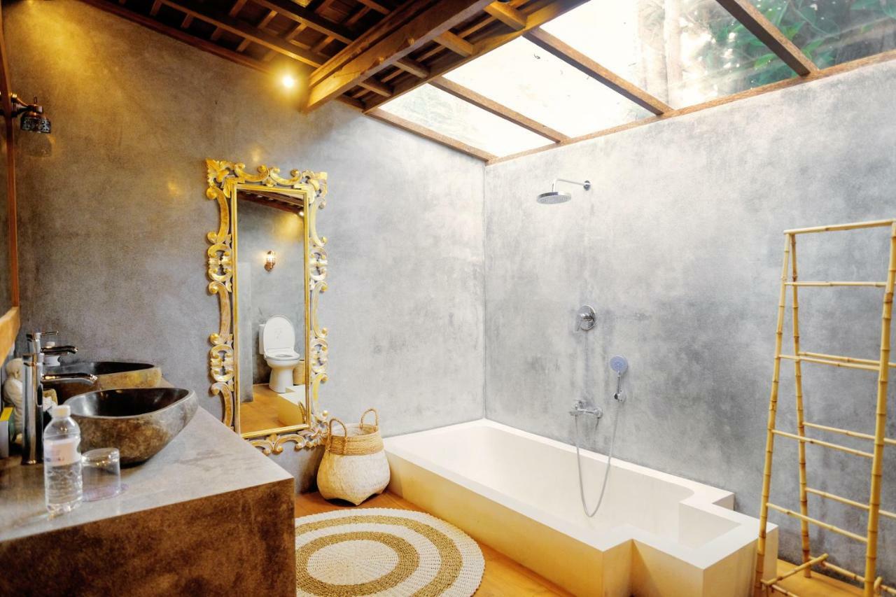 The Secret Jungle Villas Seminyak Exterior foto